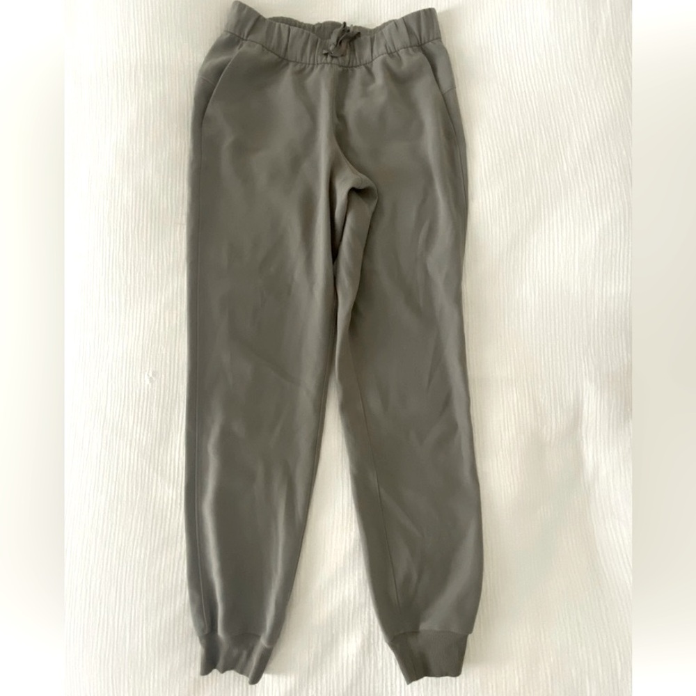 Lululemon On The Fly Joggers